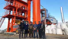 LEFT-Asphalt-mixing-plant-stationer-service-team-di-Russia